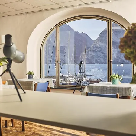 Hotel Paradiso 3*