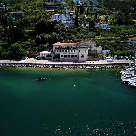 Paradiso 3*